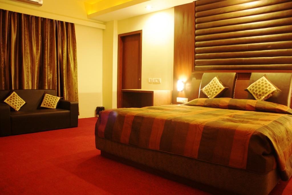 Hotel Avn Grand Ранчи Номер фото