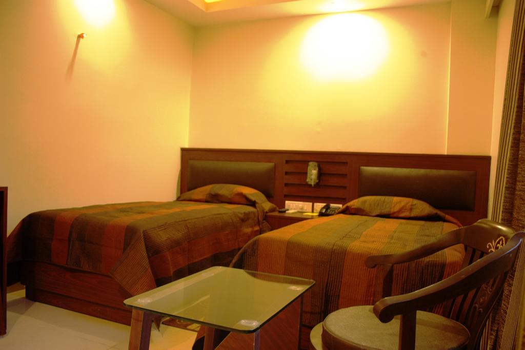 Hotel Avn Grand Ранчи Номер фото